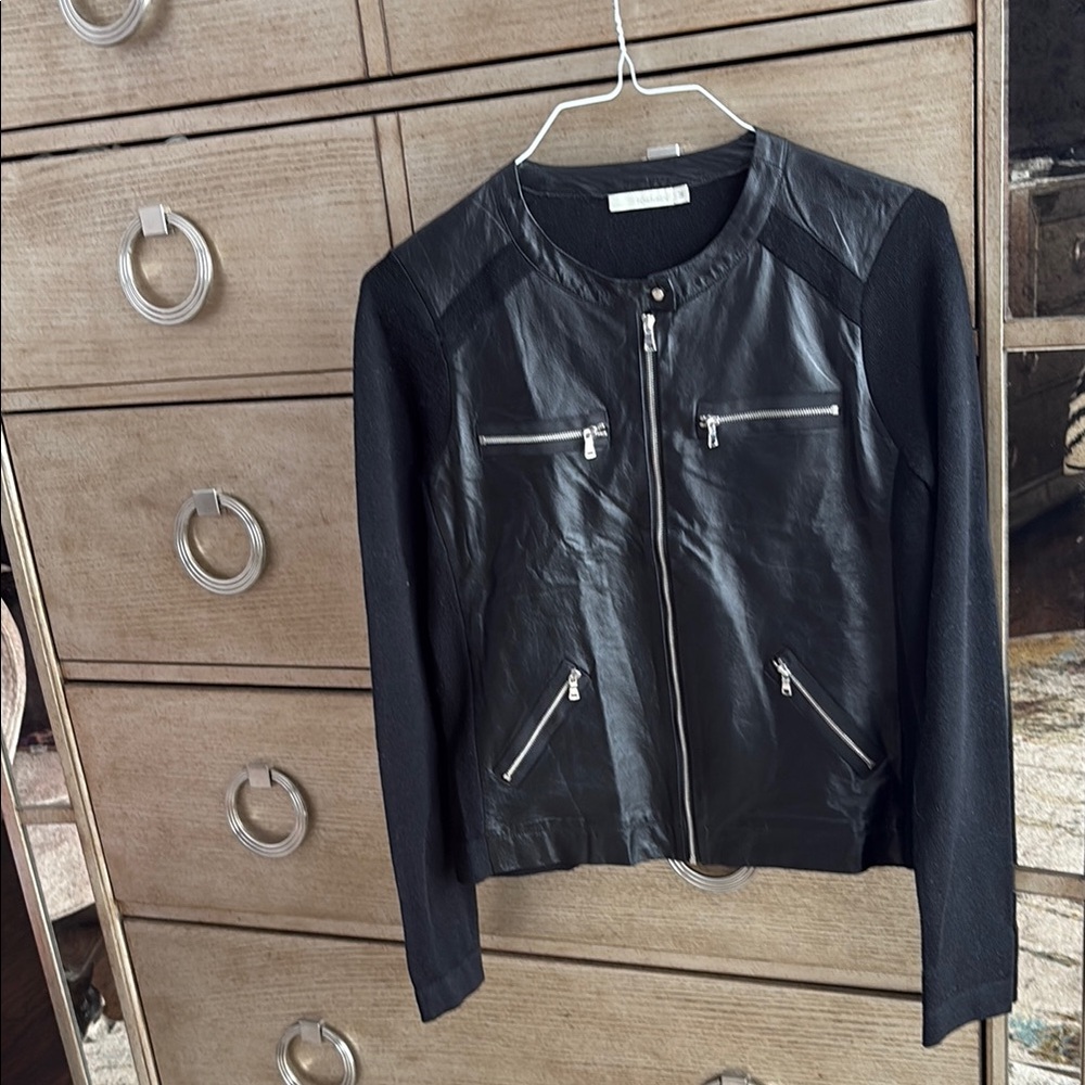 Townsen Black sweater, size M